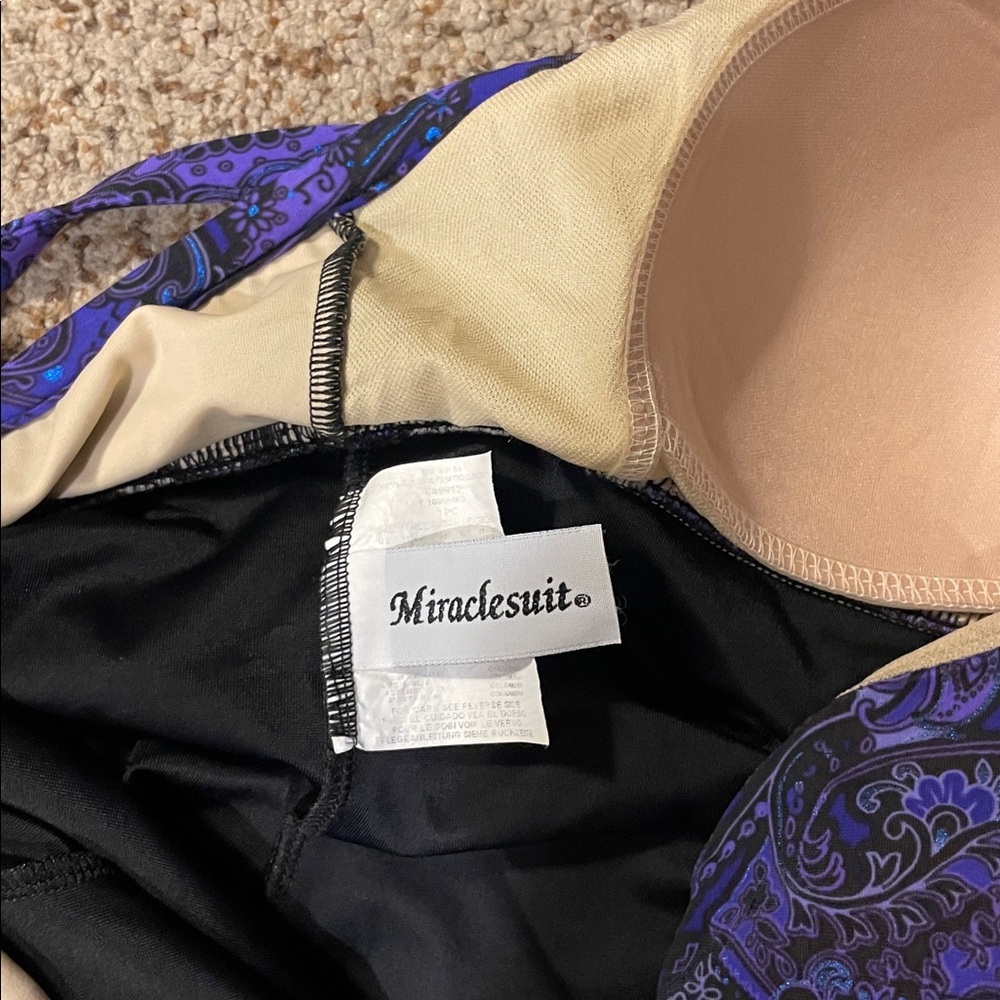 Miraclesuit Purple and Black Paisley Swimsuit excellent condition - Picture 6 of 6